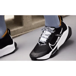 Nike ZoomX Zegama Trail Running Shoe - Men's -Terra Flex Shoes Shop 1129983 800 auto