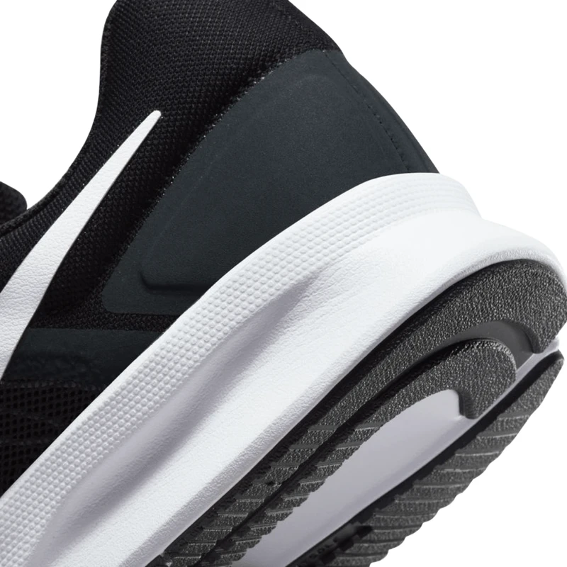 Nike Run Swift 3 Running Shoe - Men's 9 Nike Run Swift 3 Running Shoe - Men's - Image 7