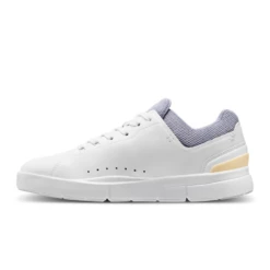 On The Roger Advantage Tennis Shoe - Women's